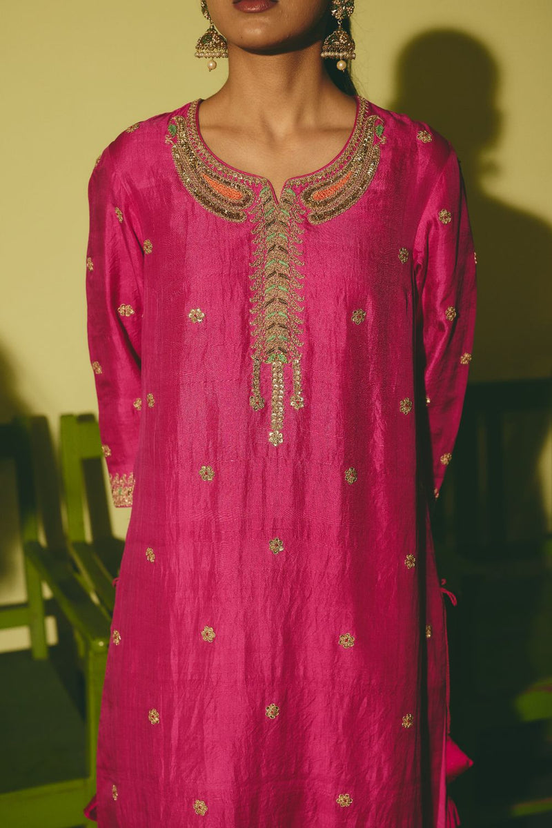 JIYA & ESHNA KURTA & PANT