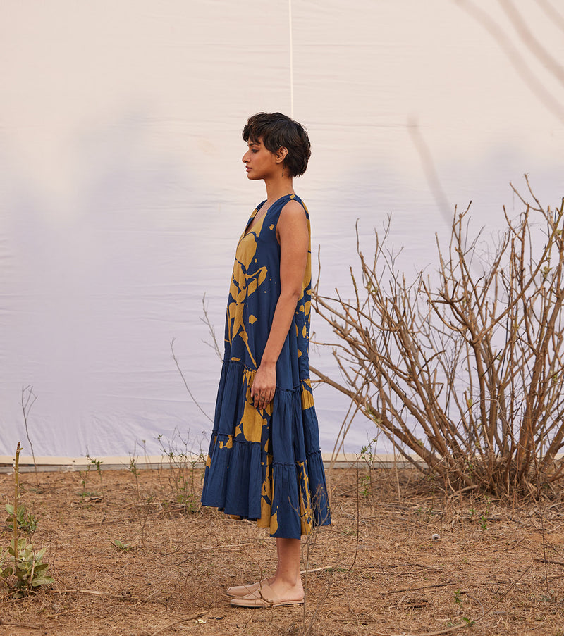 Sharbat cotton by Khara Kapas in blue for women in Singapore
