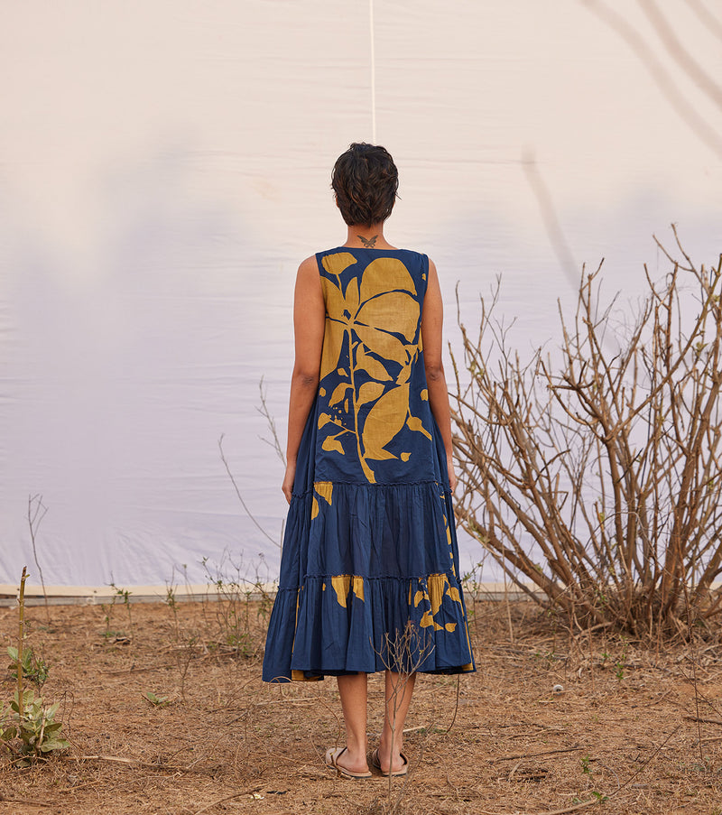 Sharbat cotton by Khara Kapas in blue for women in Singapore