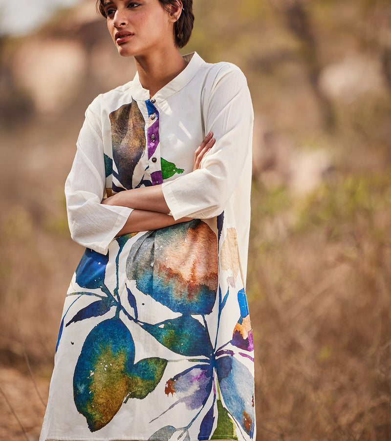 Vann Kurta set cotton by Khara Kapas in white for women in Singapore
