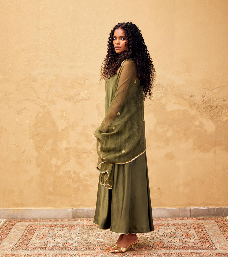 Mehndi Dupatta cotton by Khara Kapas in green for women in Singapore