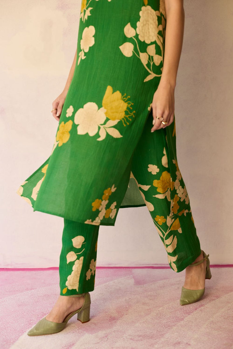 Hibiscus Anaar V-Neck Co-ord Set - Fern cotton by World of SiSa for women in Singapore