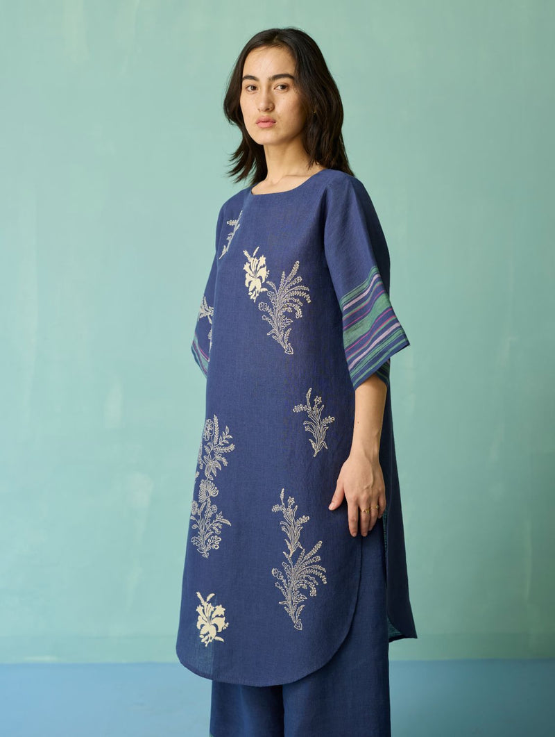 Nami Floral Block-Printed Curved Hem Kurta - Indigo linen light kurta set by Manan in navy for women in Singapore