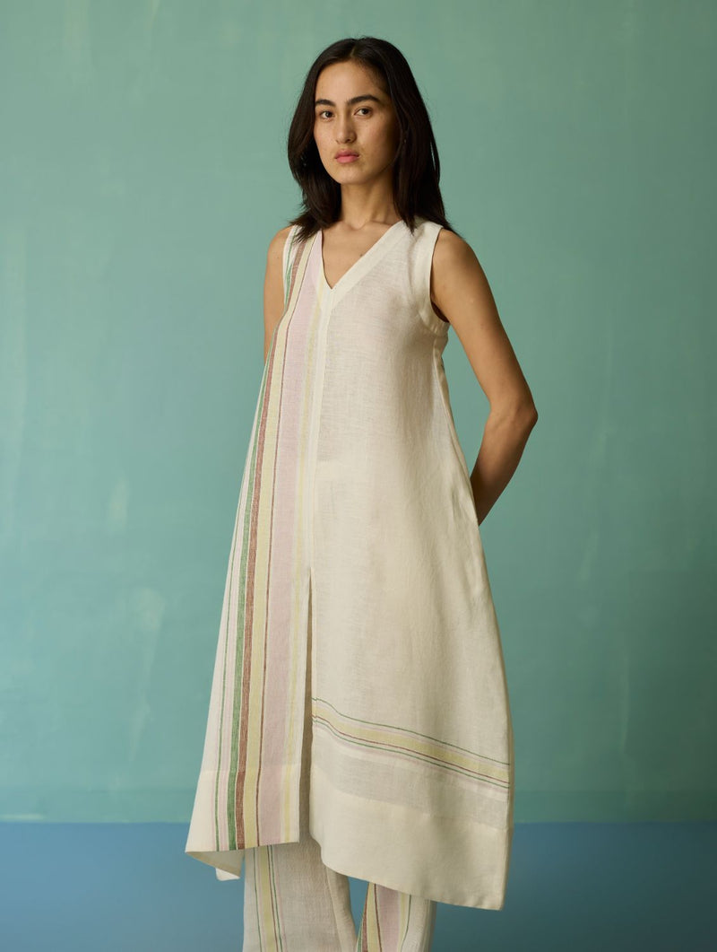 Vanya Border Linen Sleeveless Kurta - Ivory linen light kurta set by Manan in ivory for women in Singapore