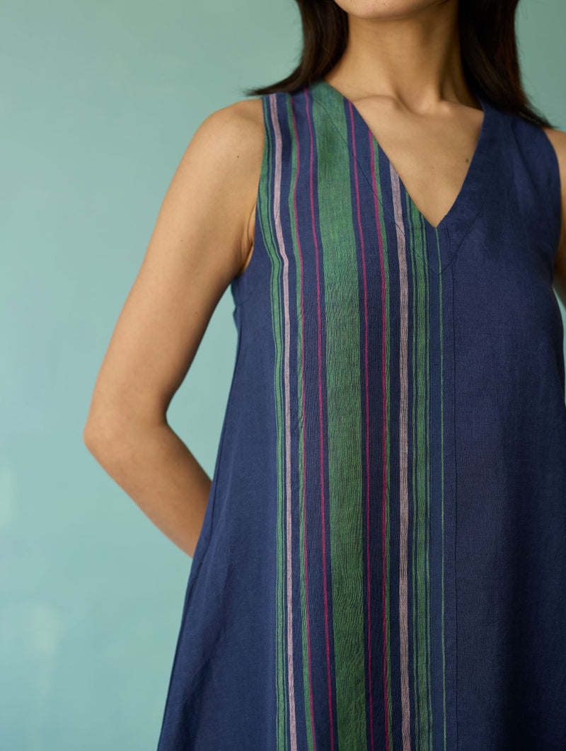 Vanya Border Linen Sleeveless Kurta Set - Indigo linen light kurta set by Manan in navy for women in Singapore