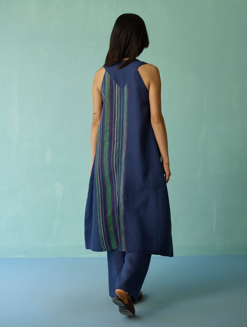 Vanya Border Linen Sleeveless Kurta Set - Indigo linen light kurta set by Manan in navy for women in Singapore