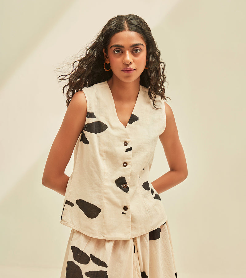 Dalmation Co-ord set cotton by Khara Kapas in white for women in Singapore