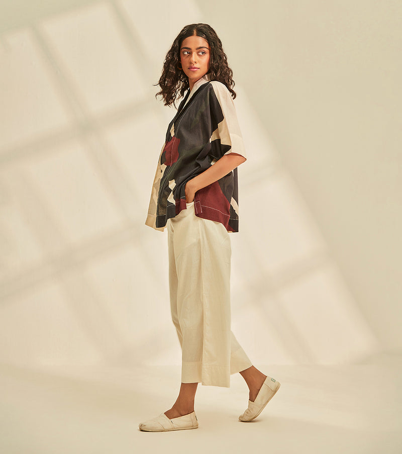 Aba cape Shrug cotton by Khara Kapas in black for women in Singapore