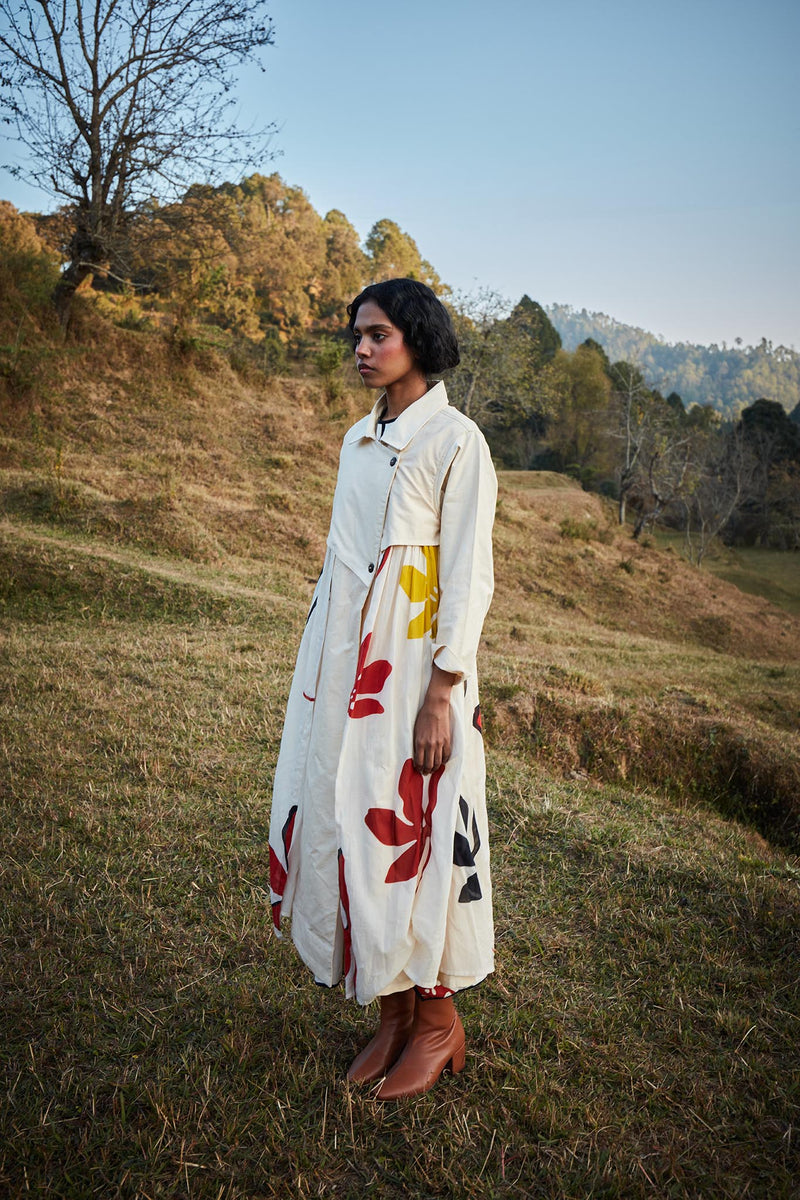 Icebound Trench coat cotton by Khara Kapas in white for women in Singapore