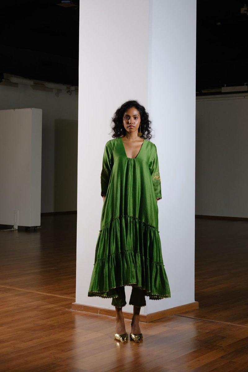Papiha Kurta Set silk by Khara Kapas in green for women in Singapore
