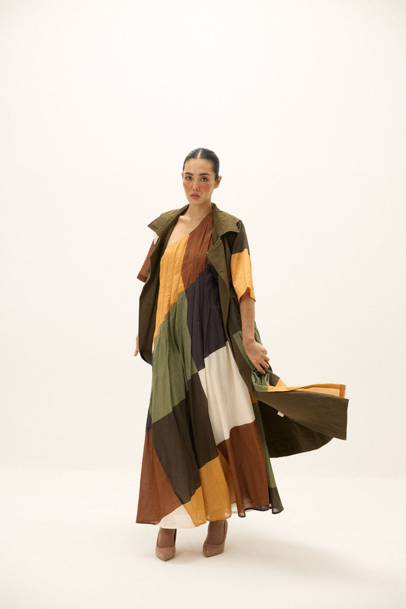 Autumn Veil Coat twill by Khara Kapas in green for women in Singapore