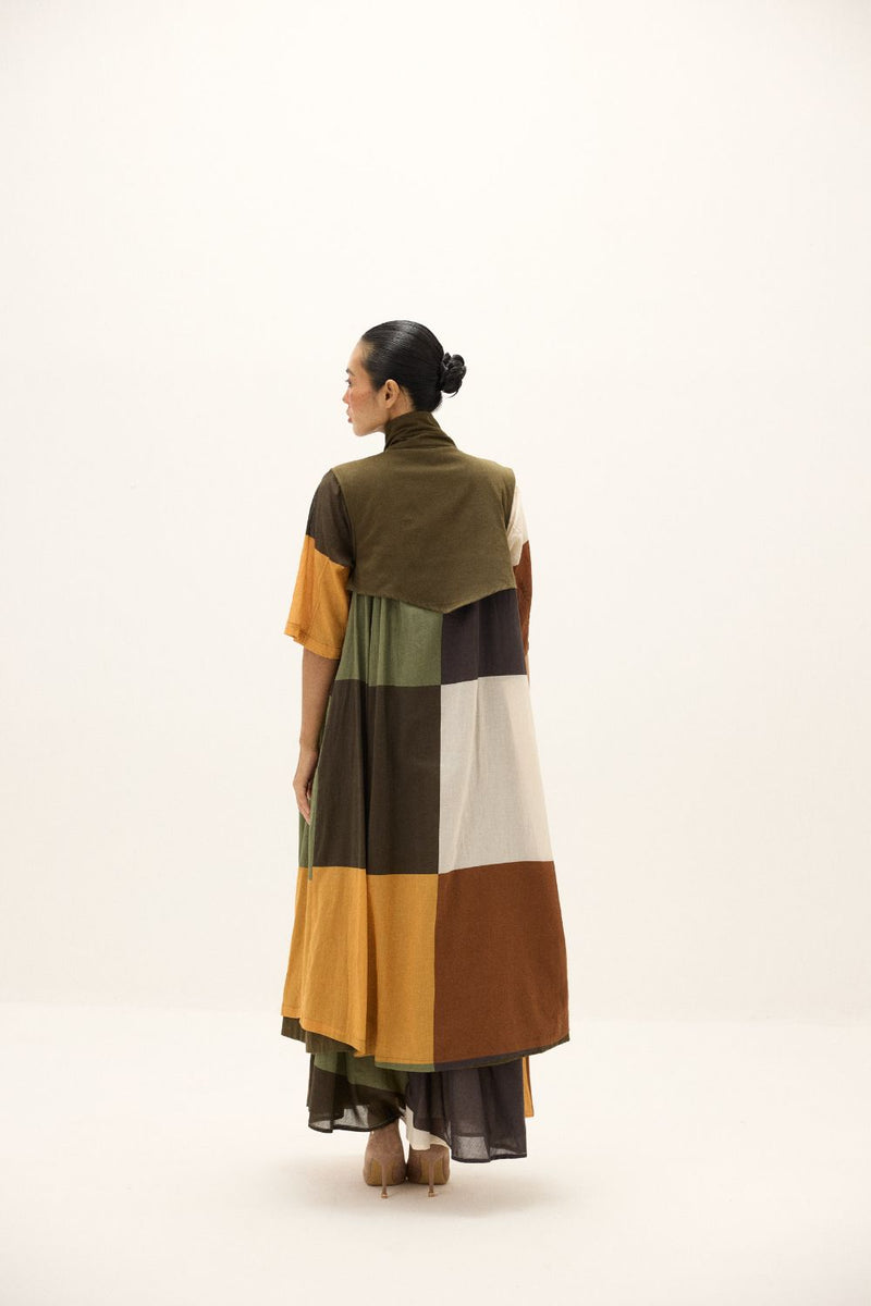 Autumn Veil Coat twill by Khara Kapas in green for women in Singapore