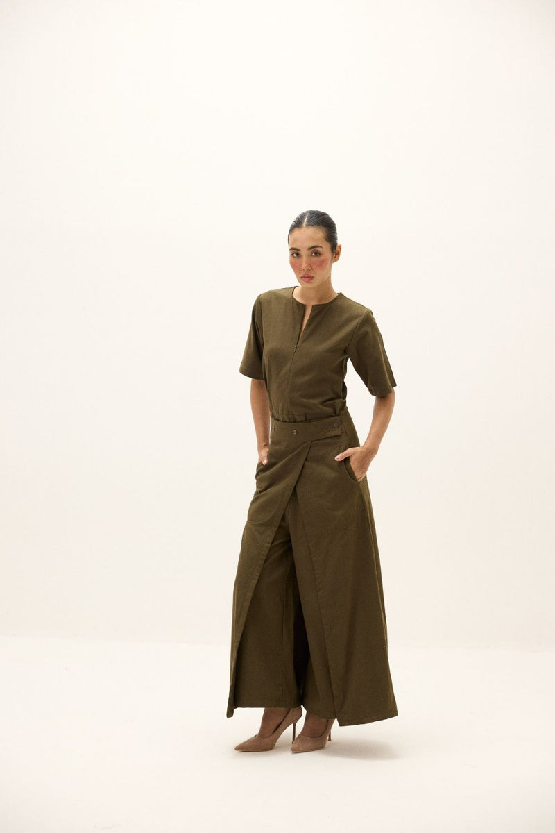 Aluna Jumpsuit oxford by Khara Kapas in green for women in Singapore