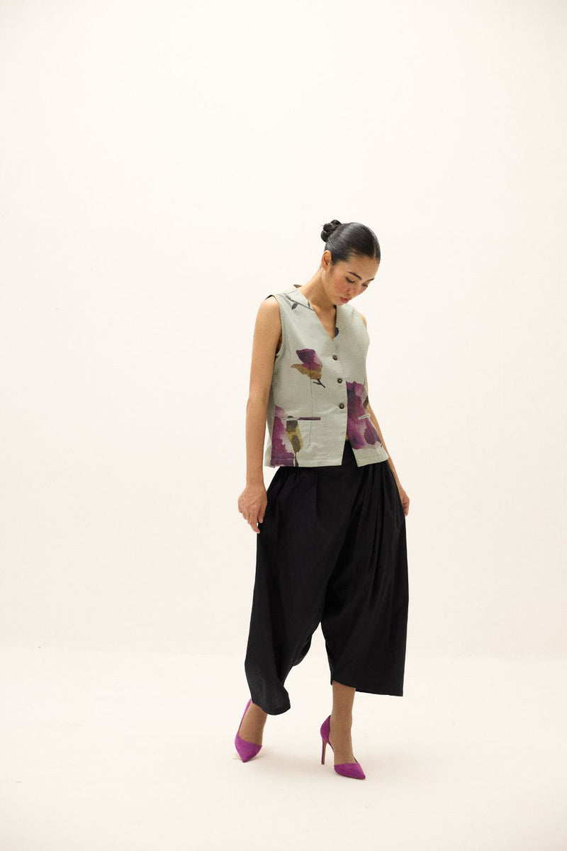 Echo Pants poplin by Khara Kapas in black for women in Singapore