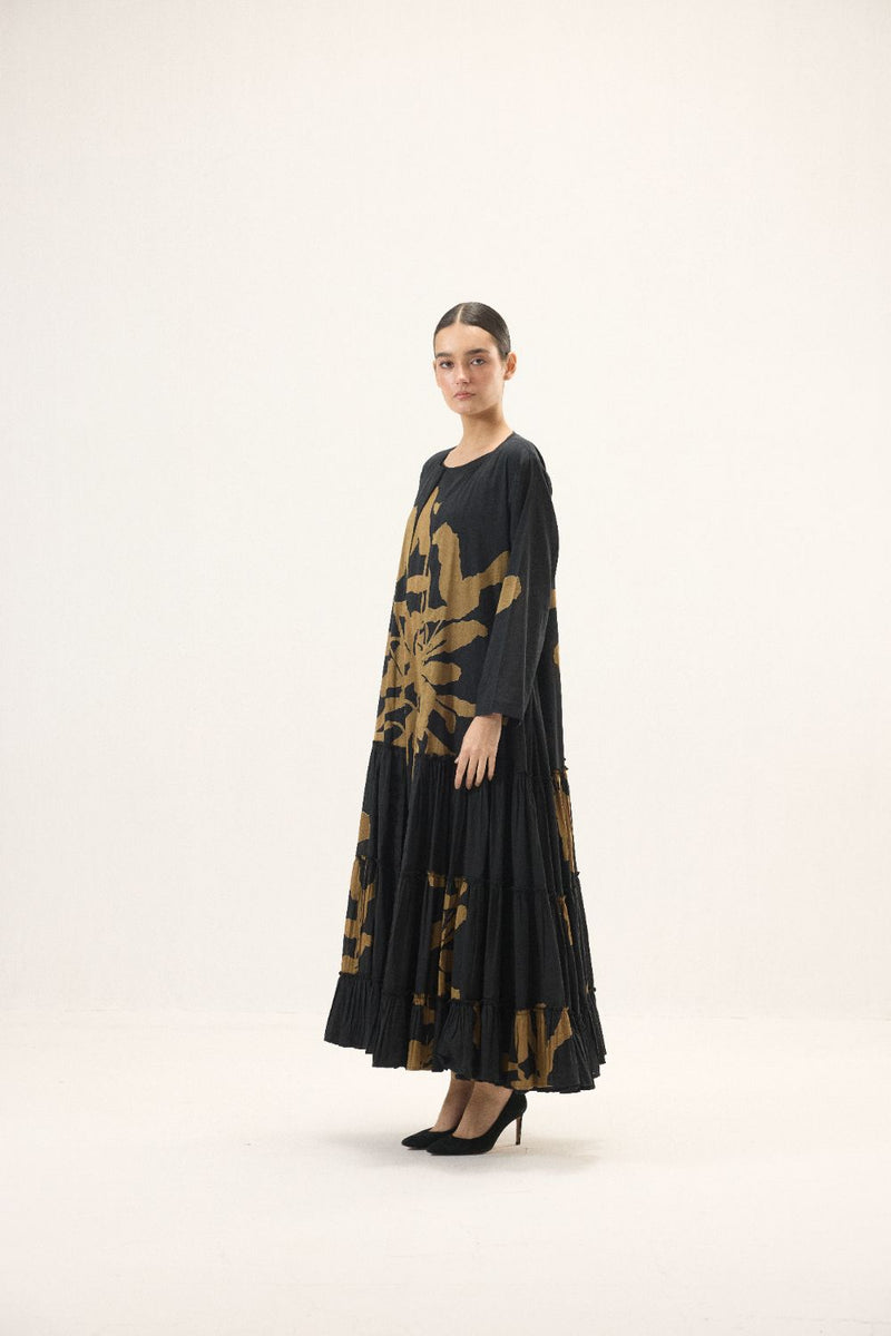Solenne set mulmul by Khara Kapas in black for women in Singapore