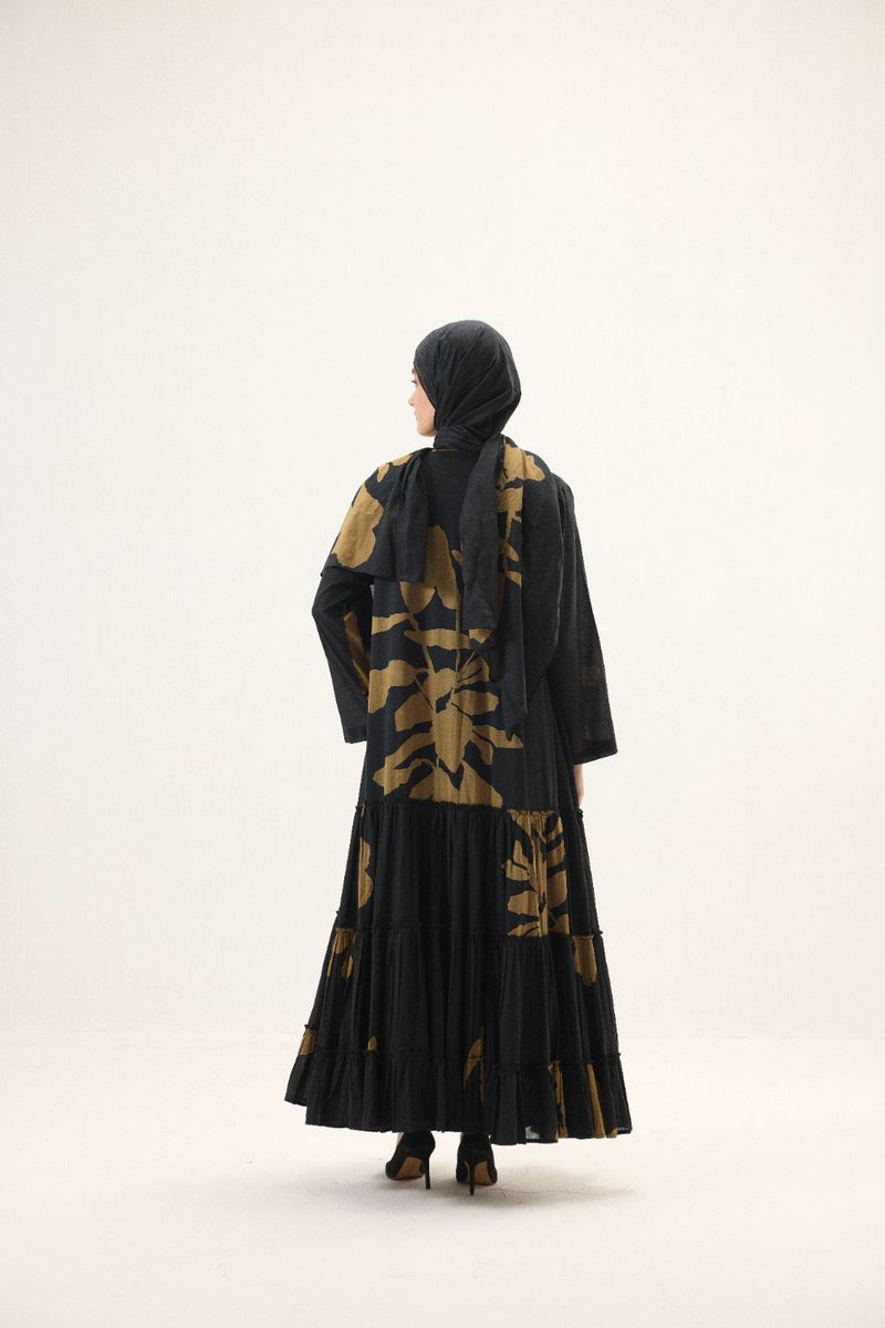 Solenne set mulmul by Khara Kapas in black for women in Singapore