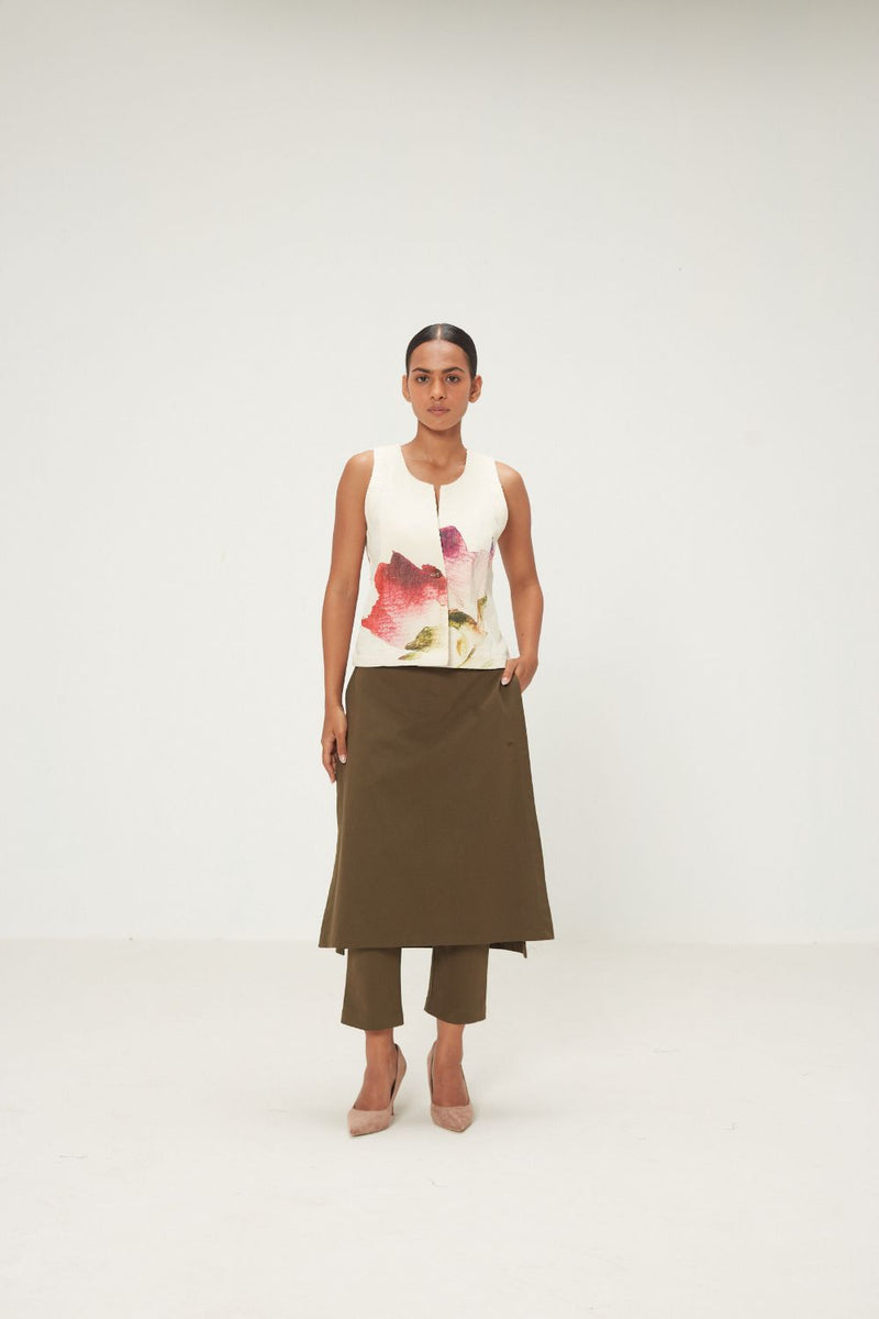 Olive Dust Pants twill by Khara Kapas in olive for women in Singapore