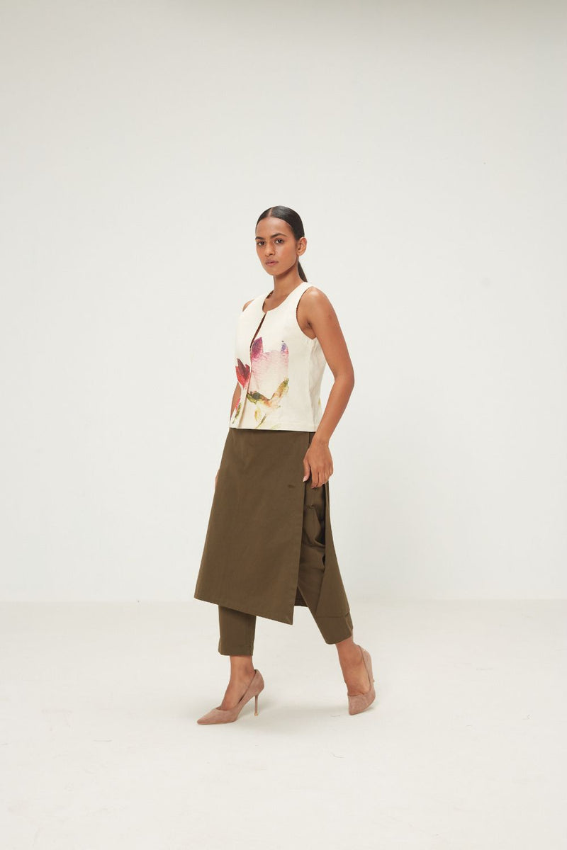 Olive Dust Pants twill by Khara Kapas in olive for women in Singapore