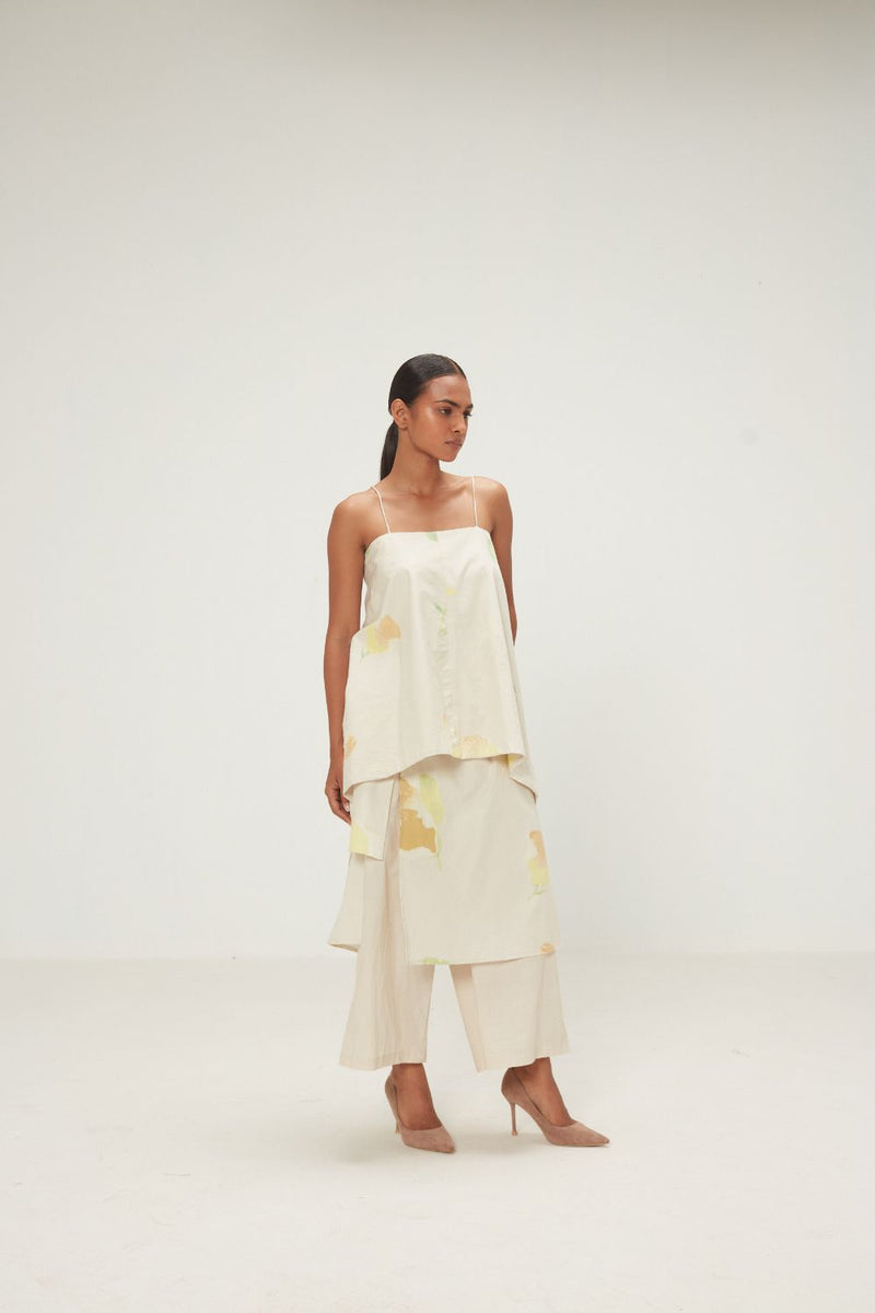 Dried Moss Pants poplin by Khara Kapas in ecru for women in Singapore