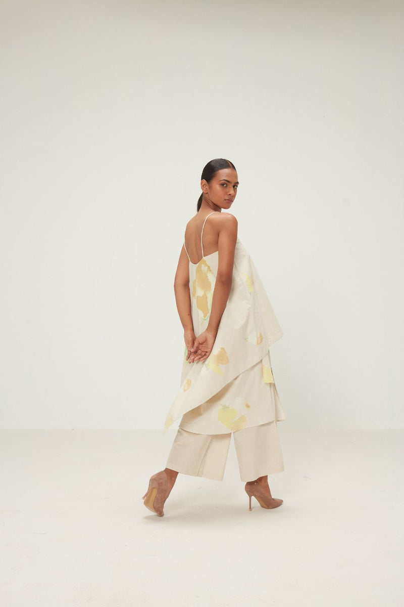 Dried Moss Pants poplin by Khara Kapas in ecru for women in Singapore