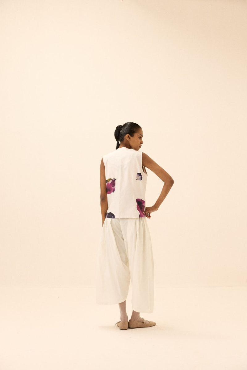 River Pants poplin by Khara Kapas in white for women in Singapore