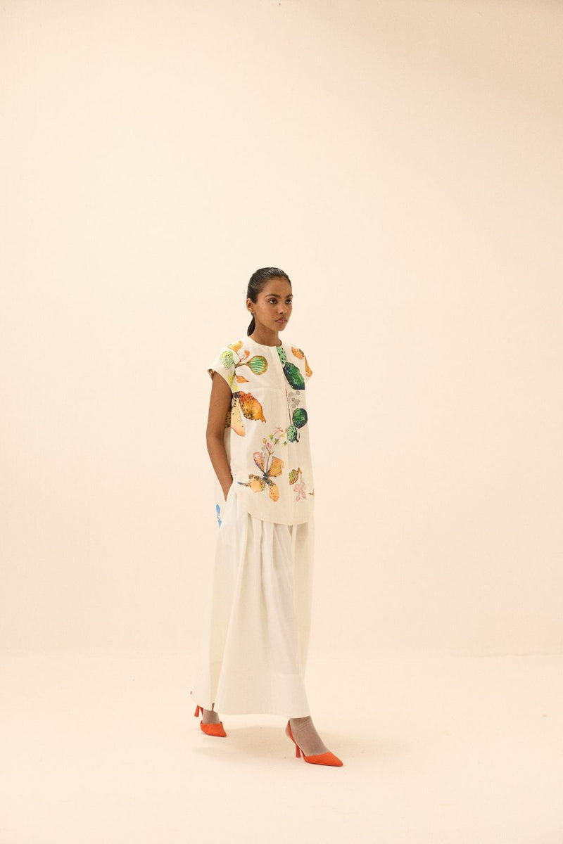 Snowform Pants poplin by Khara Kapas in white for women in Singapore