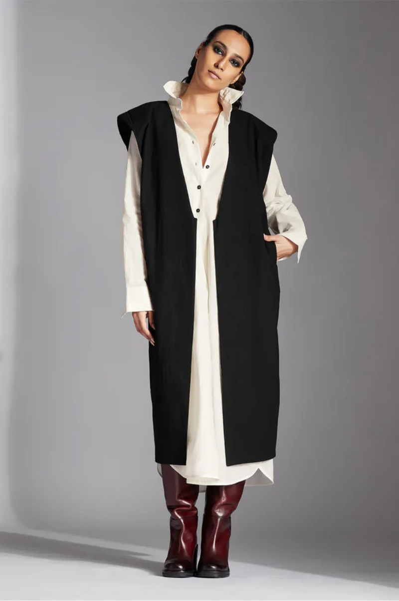 Kaen Jacket-Black cotton by Chola in black color for women in Singapore