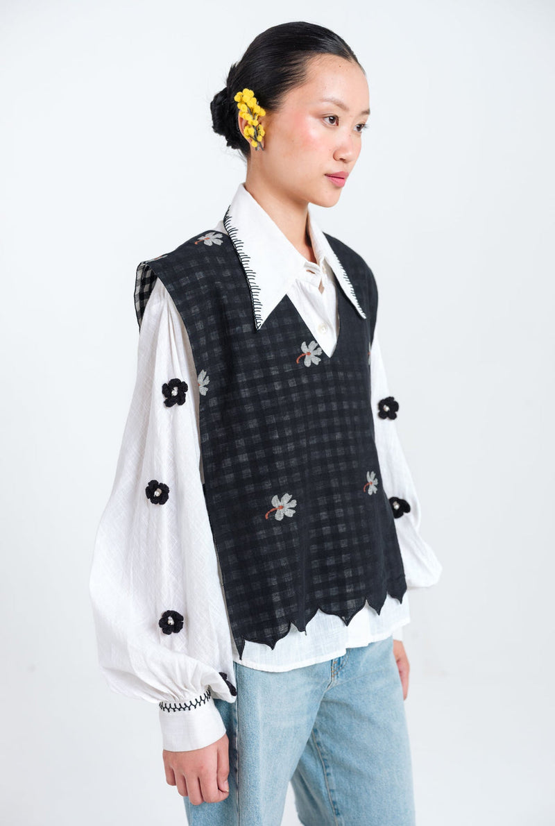 Leap Jamdani Scallop Overlay jamdani jacket/overlay by JodiLife in black for women in Singapore
