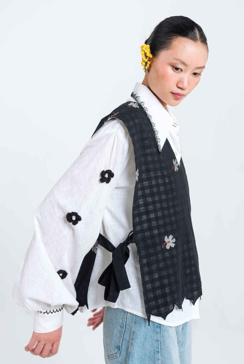Leap Jamdani Scallop Overlay jamdani jacket/overlay by JodiLife in black for women in Singapore