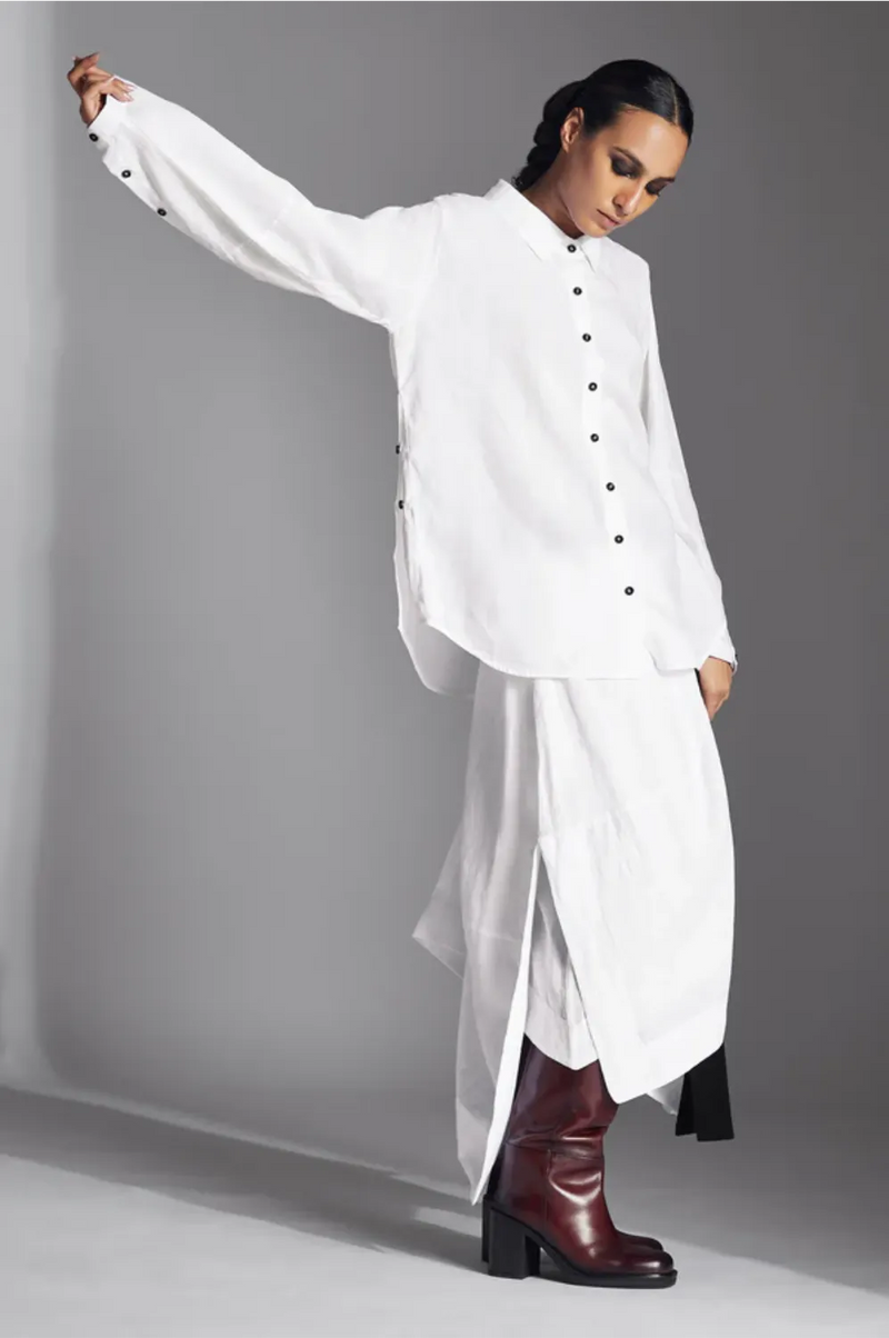 Leor Shirt-White linen by Chola in white color for women in Singapore