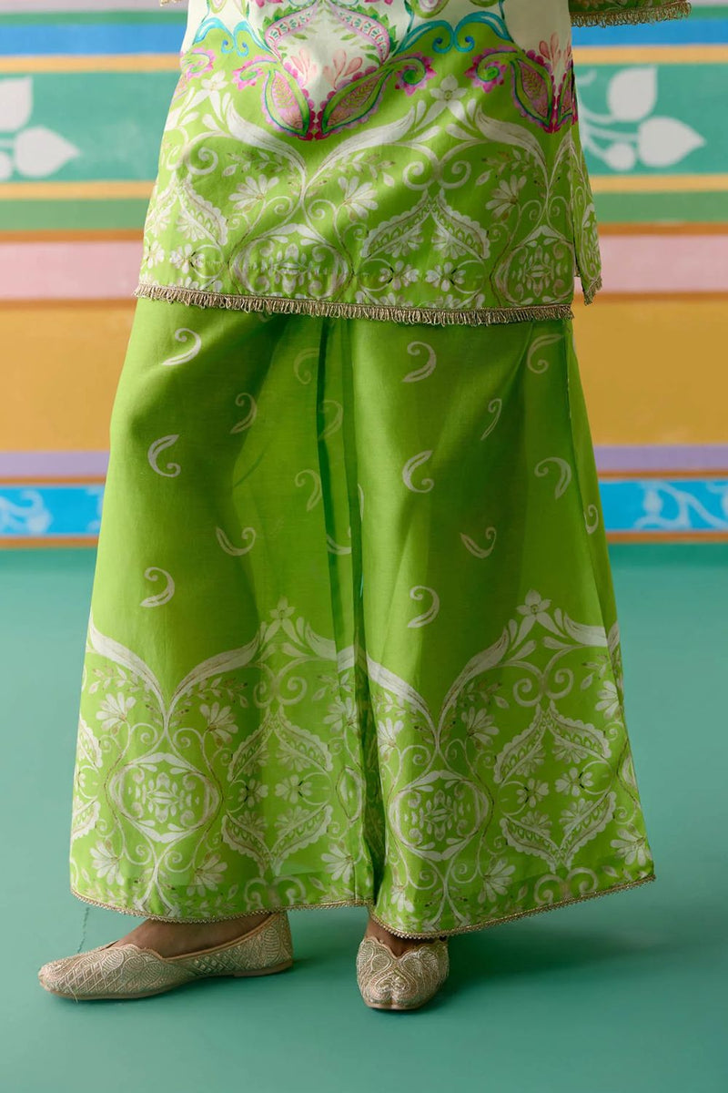 Lime Green Paisley Kurta Set chanderi Buy Lime Green Paisley Kurta Set from C&W | Light Kurta Sets for Women by Label Mogra in green color for women in Singapore