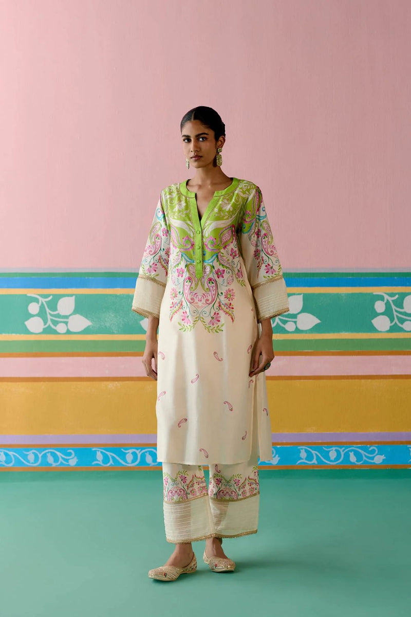 Lime Green Paisley V-neck Kurta Set chanderi Buy Lime Green Paisley V-neck Kurta Set from C&W | Light Kurta Sets for Women by Label Mogra in green color for women in Singapore