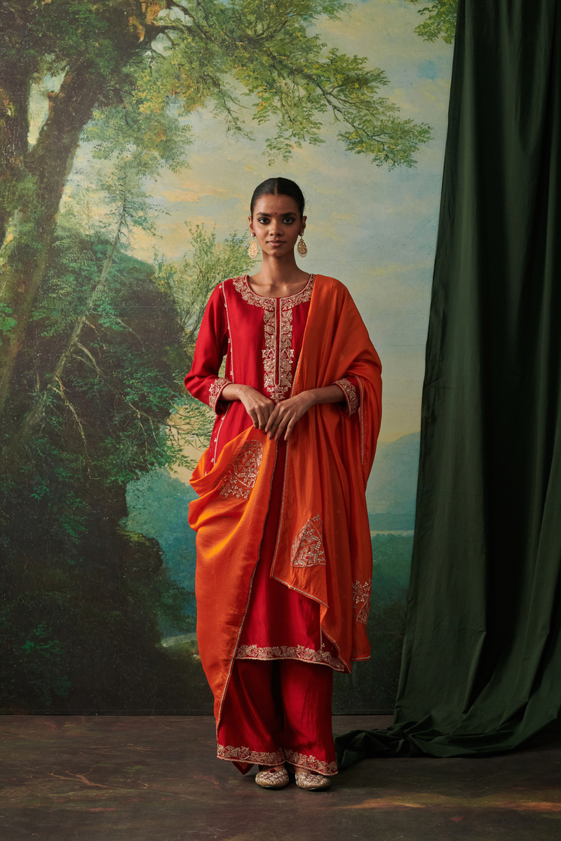MEEKA DUPATTA