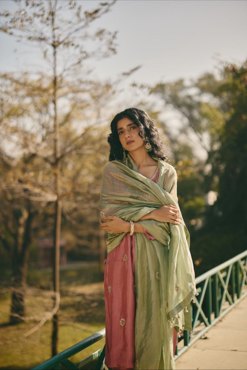 MIRAAL DUPATTA