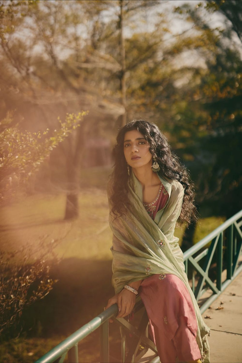 MIRAAL DUPATTA