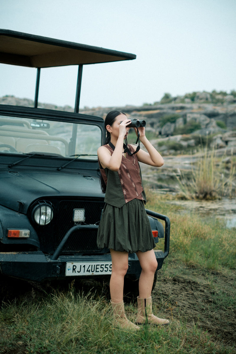 Toyo vest Crushed Cotton jacket/overlay by The Terra Tribe in green for women in Singapore