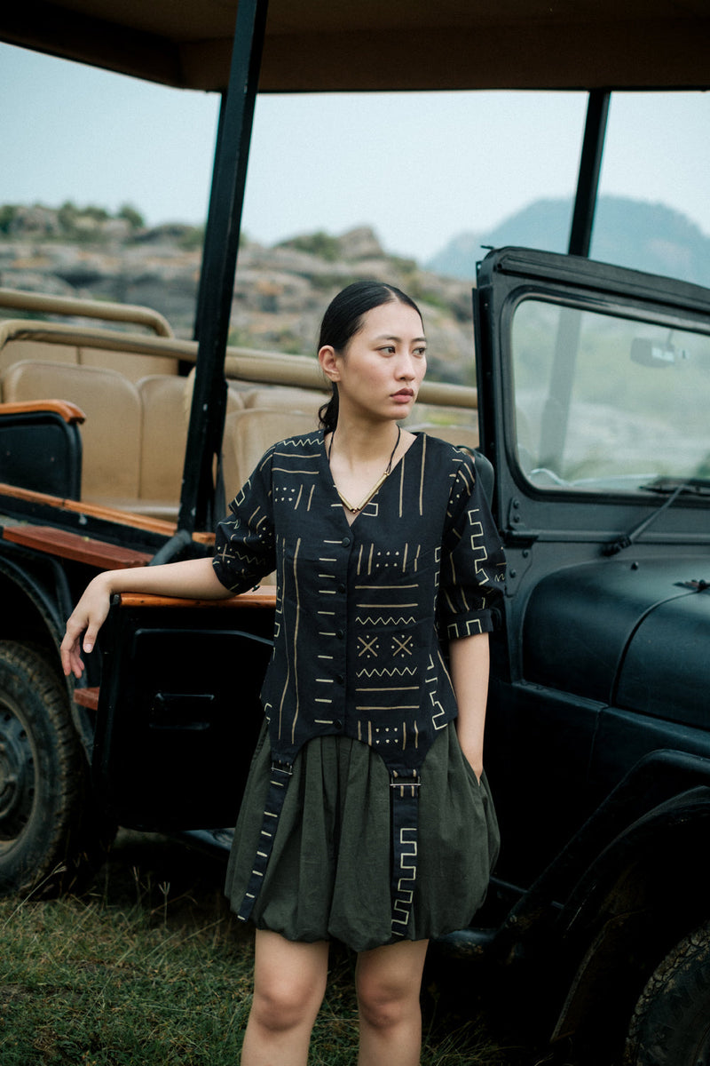 Masai Printed vest Crushed Cotton jacket/overlay by The Terra Tribe in black for women in Singapore