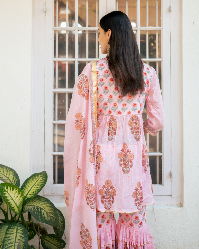 Pink Block Printed Short Kurta Set cotton Buy Pink Block Printed Short Kurta Set from C&W | Kurta/Kurta Sets for Women by Maison Shefali in pink color for women in Singapore