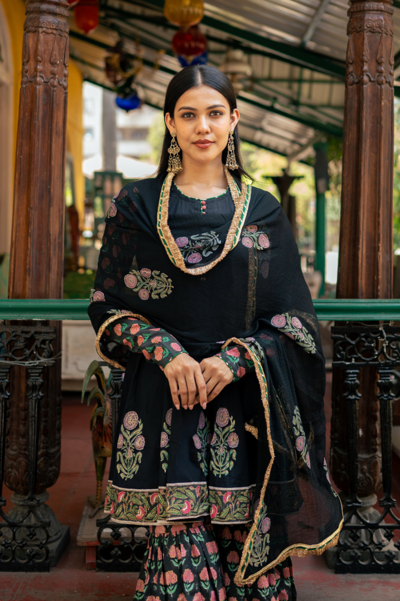 Black Block Printed Sharara Set cotton Buy Black Block Printed Sharara Set from C&W | Kurta/Kurta Sets for Women by Maison Shefali in black color for women in Singapore