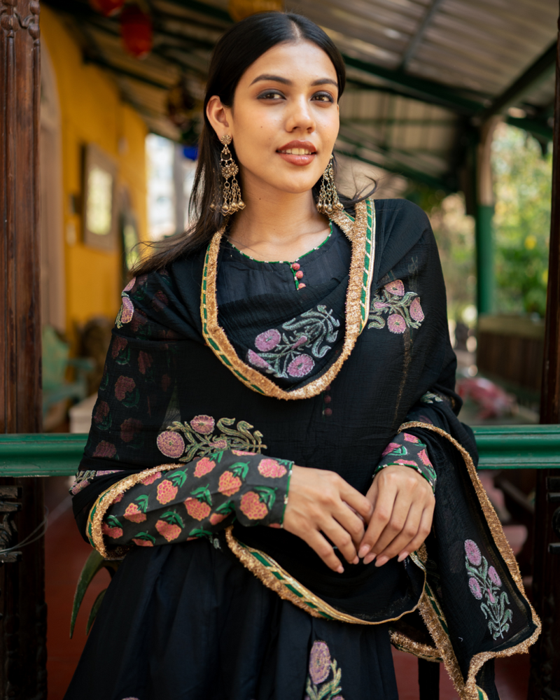 Black Block Printed Sharara Set cotton Buy Black Block Printed Sharara Set from C&W | Kurta/Kurta Sets for Women by Maison Shefali in black color for women in Singapore