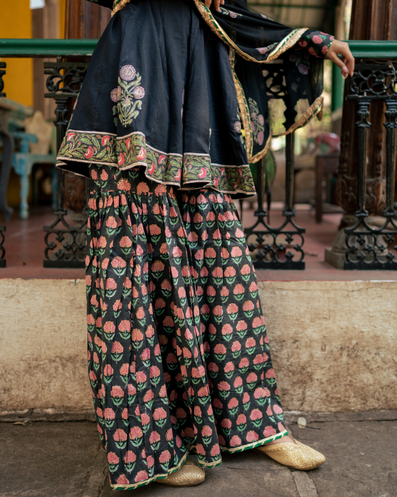 Black Block Printed Sharara Set cotton Buy Black Block Printed Sharara Set from C&W | Kurta/Kurta Sets for Women by Maison Shefali in black color for women in Singapore