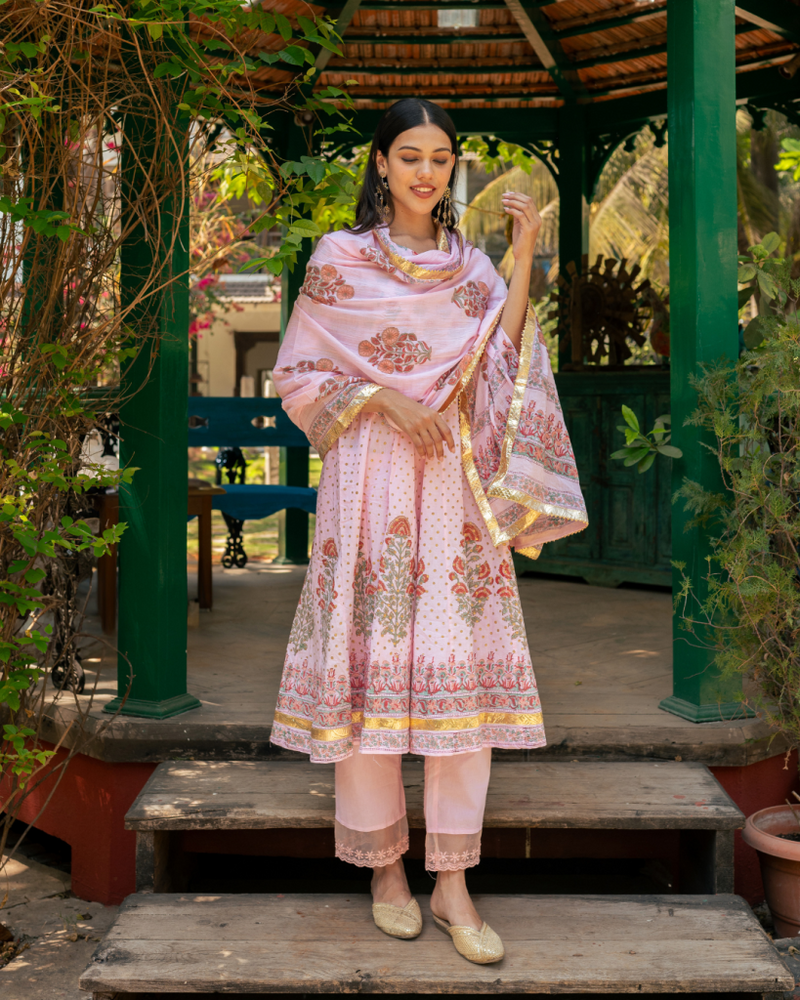 Mughal Pink Boota Anarkali Set cotton Buy Mughal Pink Boota Anarkali Set from C&W | Kurta/Kurta Sets for Women by Maison Shefali in pink color for women in Singapore