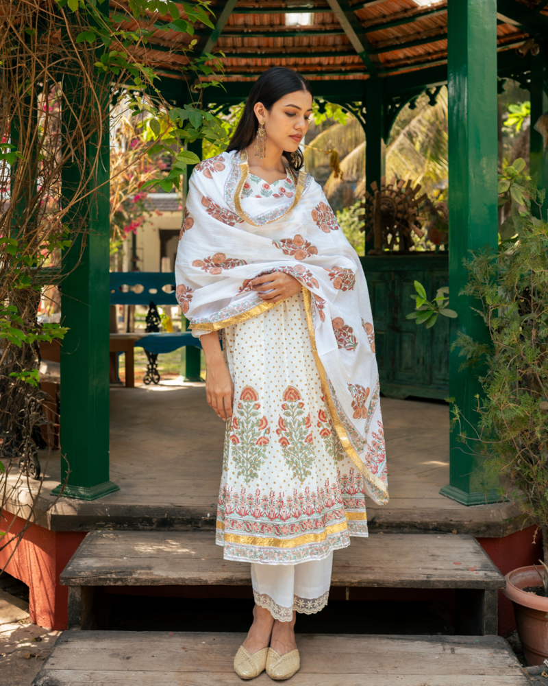 Mughal Peach Boota Anarkali Set cotton Buy Mughal Peach Boota Anarkali Set from C&W | Kurta/Kurta Sets for Women by Maison Shefali in peach color for women in Singapore