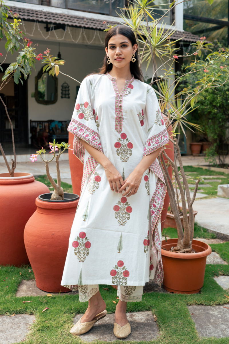Mughal Red Boota Kaftan Set cotton Buy Mughal Red Boota Kaftan Set from C&W | Kurta/Kurta Sets for Women by Maison Shefali in red color for women in Singapore