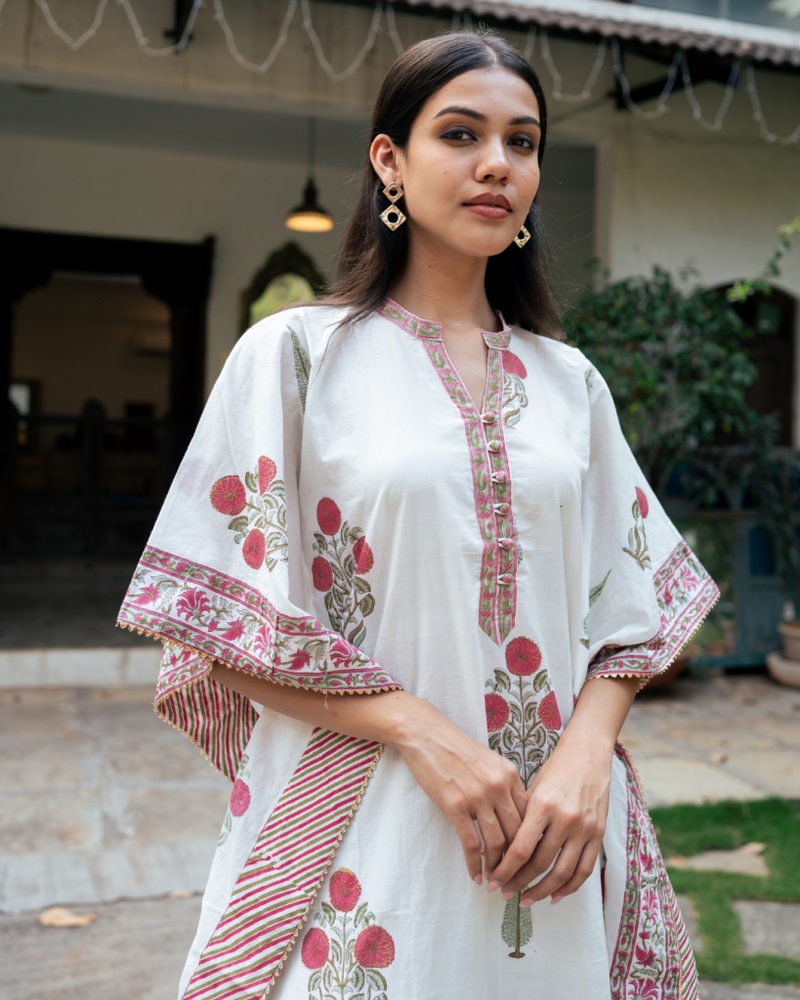 Mughal Red Boota Kaftan Set cotton Buy Mughal Red Boota Kaftan Set from C&W | Kurta/Kurta Sets for Women by Maison Shefali in red color for women in Singapore