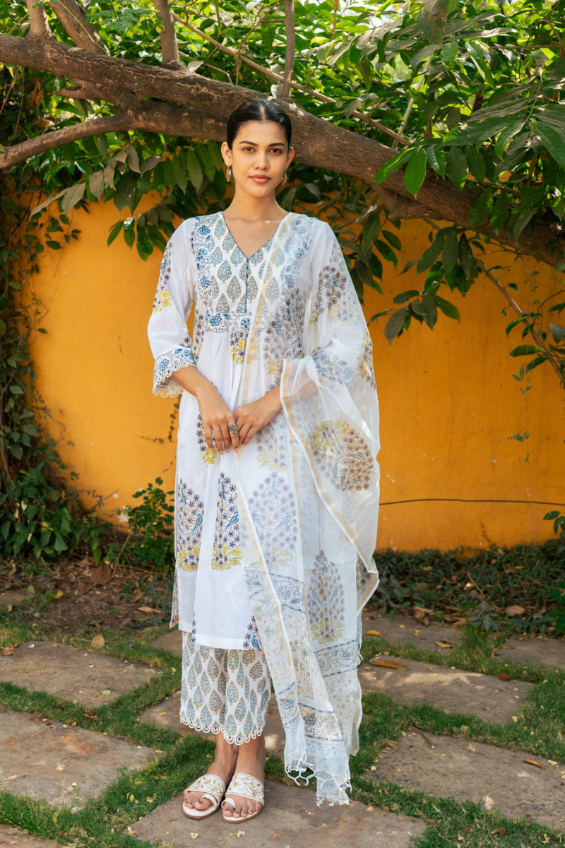 Ivory and Blue Hand Block Printed Kurta Set (MSSS24BGKS) mul Buy Ivory and Blue Hand Block Printed Kurta Set from C&W | Kurta/Kurta Sets for Women by Maison Shefali in multi color for women in Singapore