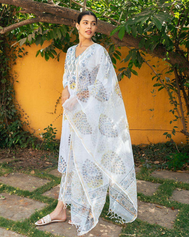 Ivory and Blue Hand Block Printed Kurta Set (MSSS24BGKS) mul Buy Ivory and Blue Hand Block Printed Kurta Set from C&W | Kurta/Kurta Sets for Women by Maison Shefali in multi color for women in Singapore