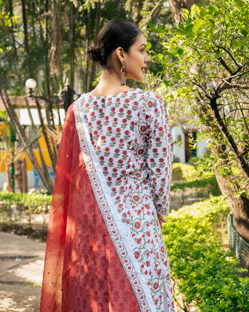 Ivory and Red Hand Block Printed Skirt Set mul Buy Ivory and Red Hand Block Printed Skirt Set from C&W | Kurta/Kurta Sets for Women by Maison Shefali in multi color for women in Singapore