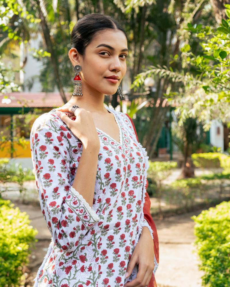Ivory and Red Hand Block Printed Skirt Set mul Buy Ivory and Red Hand Block Printed Skirt Set from C&W | Kurta/Kurta Sets for Women by Maison Shefali in multi color for women in Singapore