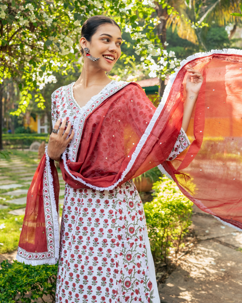 Ivory and Red Hand Block Printed Skirt Set mul Buy Ivory and Red Hand Block Printed Skirt Set from C&W | Kurta/Kurta Sets for Women by Maison Shefali in multi color for women in Singapore